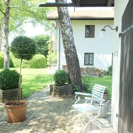 Gartenwohnung Tausendfreund Am Chiemsee 아파트 *